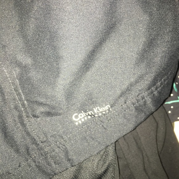VINTAGE CALVIN KLEIN BOMBER JACKET - Picture 4 of 4